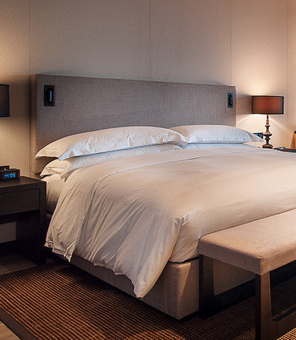 Hotellbädd
